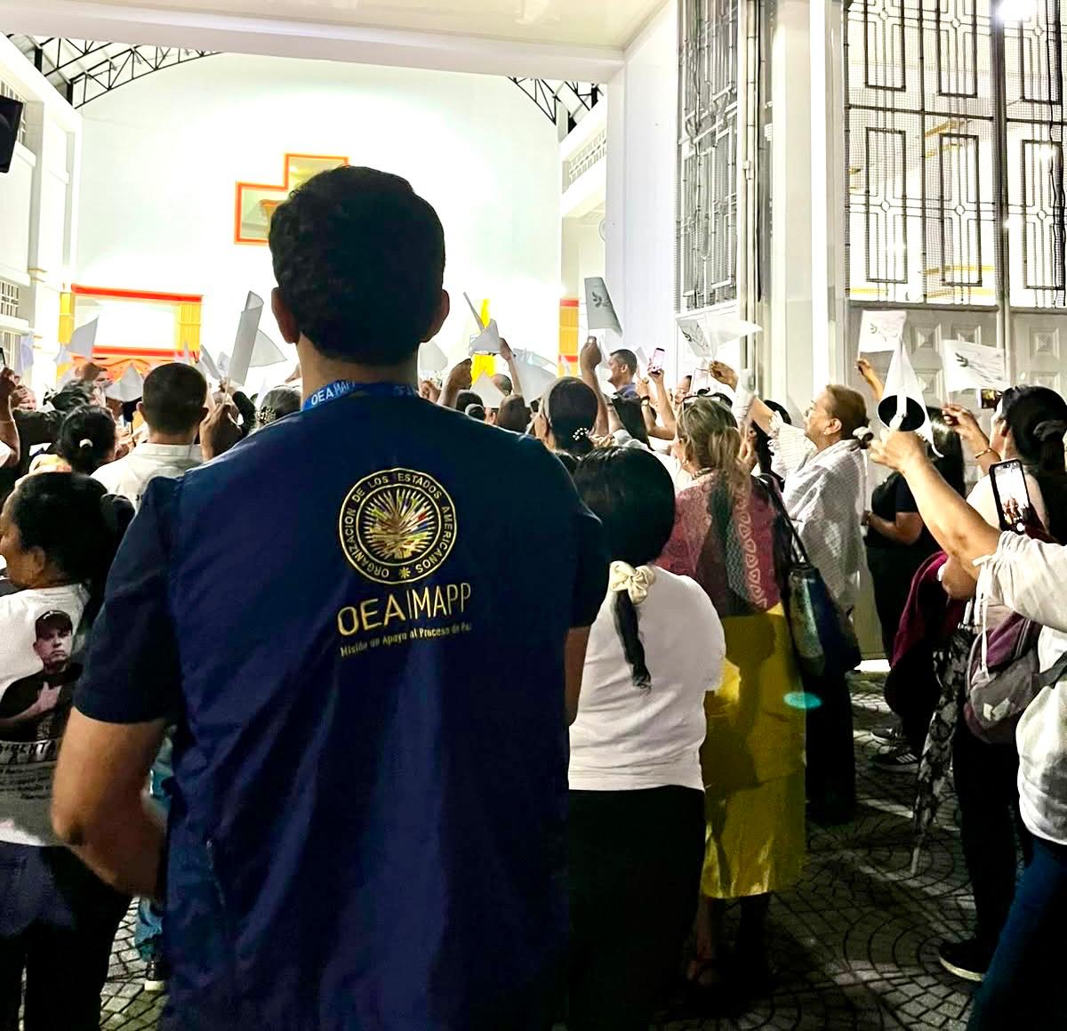 MAPPOEA's tweet photo. Acompañamos una correría por los 7 municipios del departamento, en coordinación con la Diócesis de #Arauca, la Oficina Asesora de Paz de la @GobArauca  y Consejos Territoriales de Paz.

A través de jornadas culturales, deportivas y conversatorios, nos sumamos al llamado por el respeto a la vida, la dignidad y la libertad, promovido por el obispo de #Arauca y las familias de personas víctimas de desaparición forzada y privaciones ilegales de la libertad.