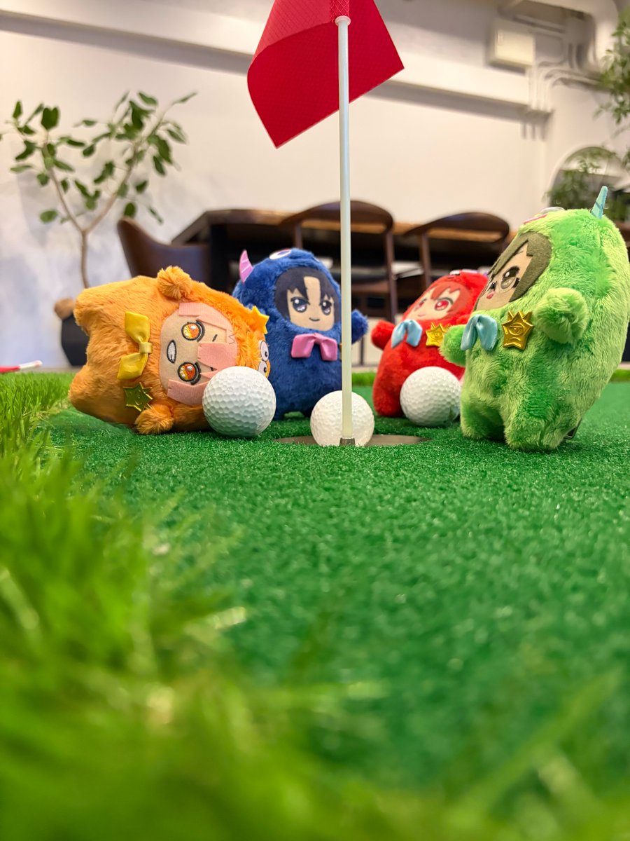 mofmof_parade's tweet photo. ⌒⌒⌒⌒⌒⌒⌒⌒⌒⌒

⚠️モフモフ侵入中⚠️

︶︶︶︶︶︶︶︶︶︶

パターゴルフ！？⛳

#モフパレ
#こまモフ https://t.co/lxgp9S1wXW