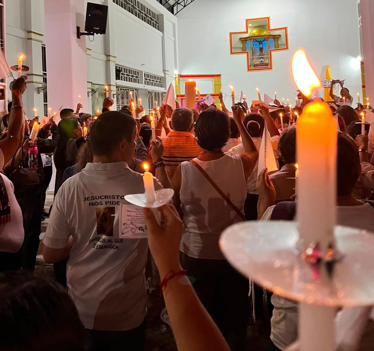 MAPPOEA's tweet photo. Durante estas actividades, @DiocArauca y el Consejo Departamental de Paz reconocieron a la @MAPPOEA: "su compromiso con la construcción de paz en Colombia durante más de 20 años destaca su incidencia en los territorios más afectados por el conflicto, poniendo a las víctimas al centro de su quehacer cotidiano”.