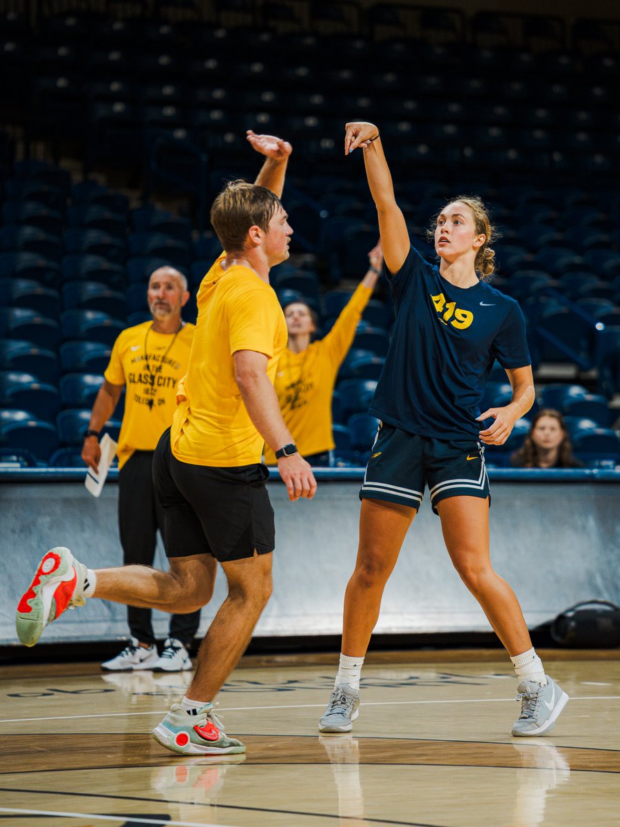 ToledoWBB's tweet photo. One day at a time 🚀

#ForToledo https://t.co/0jGzBaAYYh