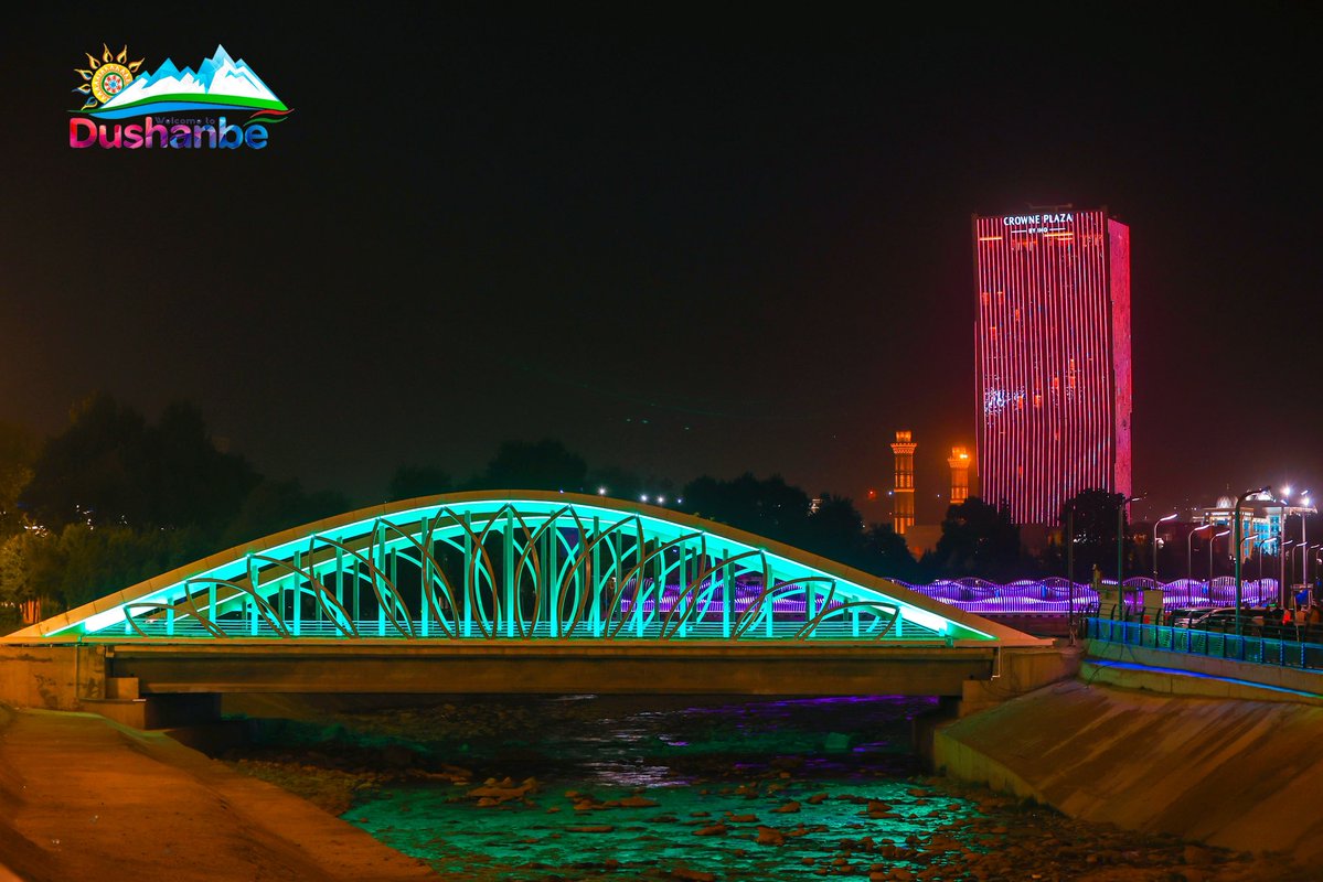 DushanbeTravel's tweet photo. 😍 Dushanbe, Tajikistan 🇹🇯

#tajikistan #dushanbe #dushanbetravel #capital #city #cityview #nightview #citylights #beautiful https://t.co/fM5H2101EZ