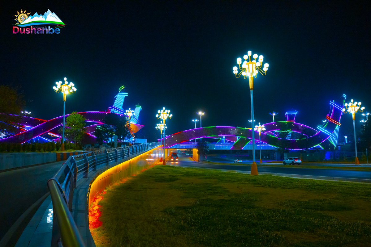 DushanbeTravel's tweet photo. 😍 Dushanbe, Tajikistan 🇹🇯

#tajikistan #dushanbe #dushanbetravel #capital #city #cityview #nightview #citylights #beautiful https://t.co/fM5H2101EZ