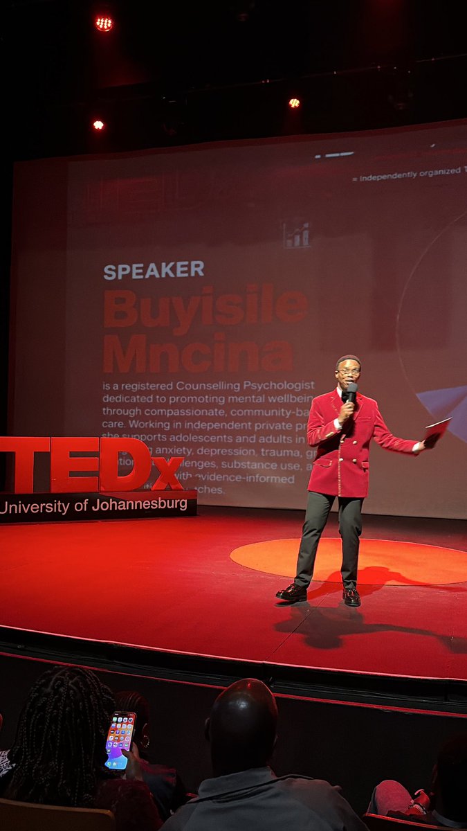 UJLibrary's tweet photo. Program Director: Sinemivuyo Mpulu 
Biography: a South African voice-over artist, presenter, and creative entrepreneur renowned for his distinctive voice and innovative storytelling.

#TEDxUJ2026 #TEDxUniversityOfJohannesburg  #TEDxUJ
#BeyondTheBinary https://t.co/WItfGlE43E
