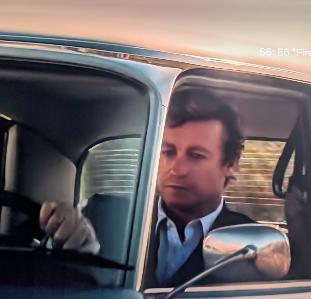_neverBored_'s tweet photo. @cloismagic Beautifully said... This scene breaks me too. Especially tears down Jane's cheek, when he drives away 💔 https://t.co/ITN9tjjpFn