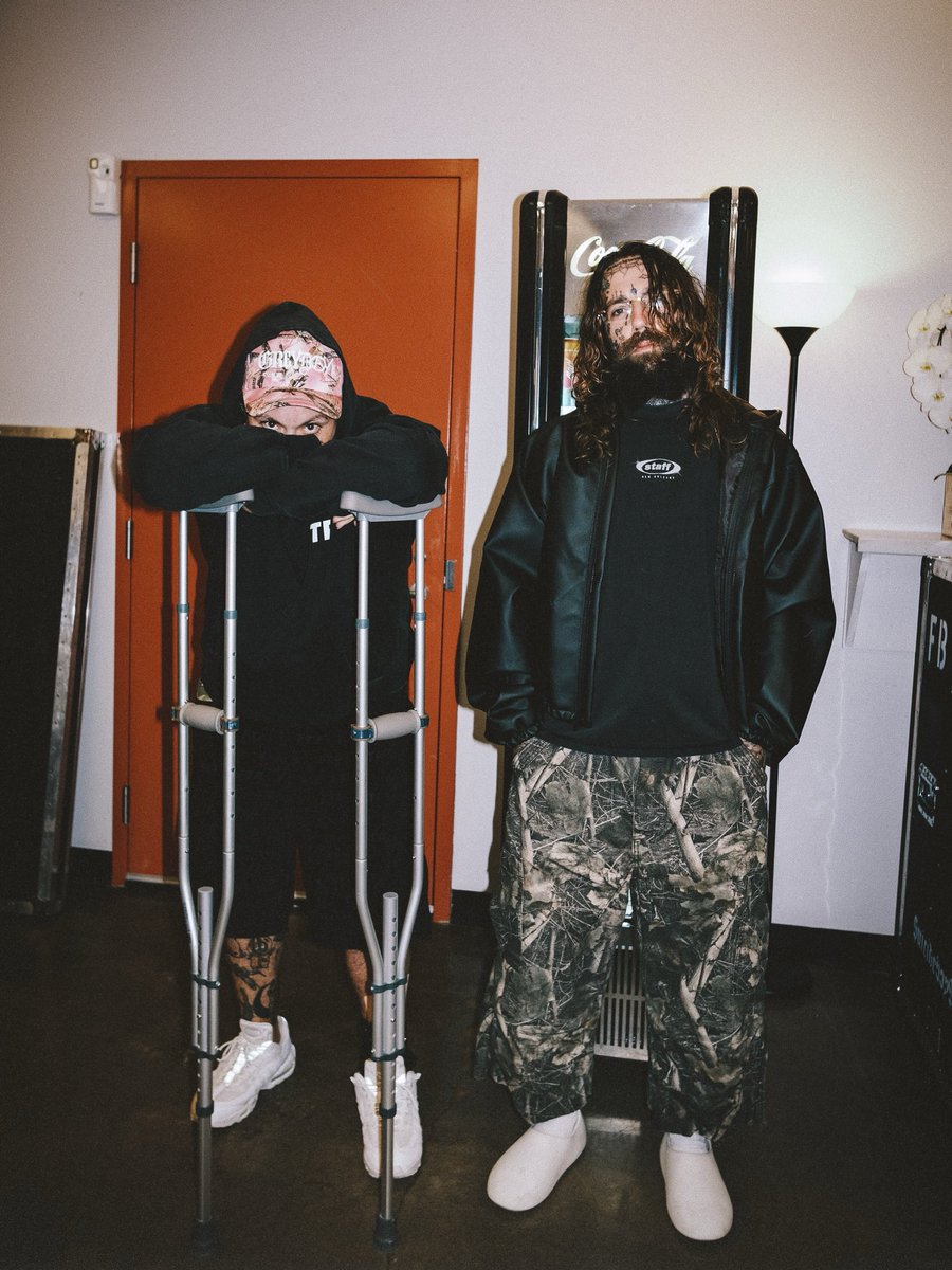 SUICIDEBOYS's tweet photo. HTGNERTS EHT FFO

📷: @dill35mm https://t.co/NqXmEjXTQJ