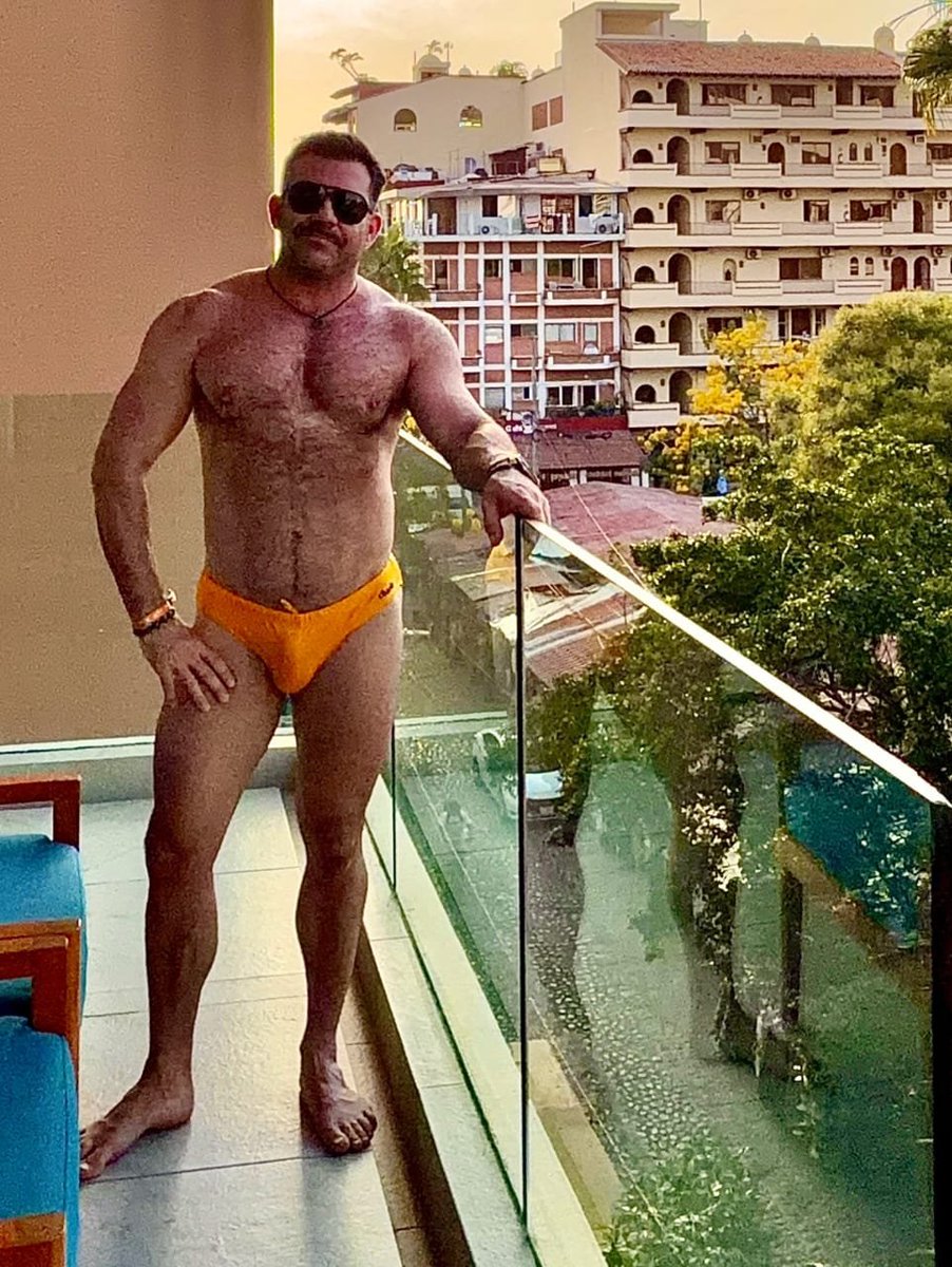 a_steve15437's tweet photo. Good morning 🌄 guys 

👨‍❤️‍👨For today I want to know how many holes you have in the comment section. https://t.co/siju5Dh0A9