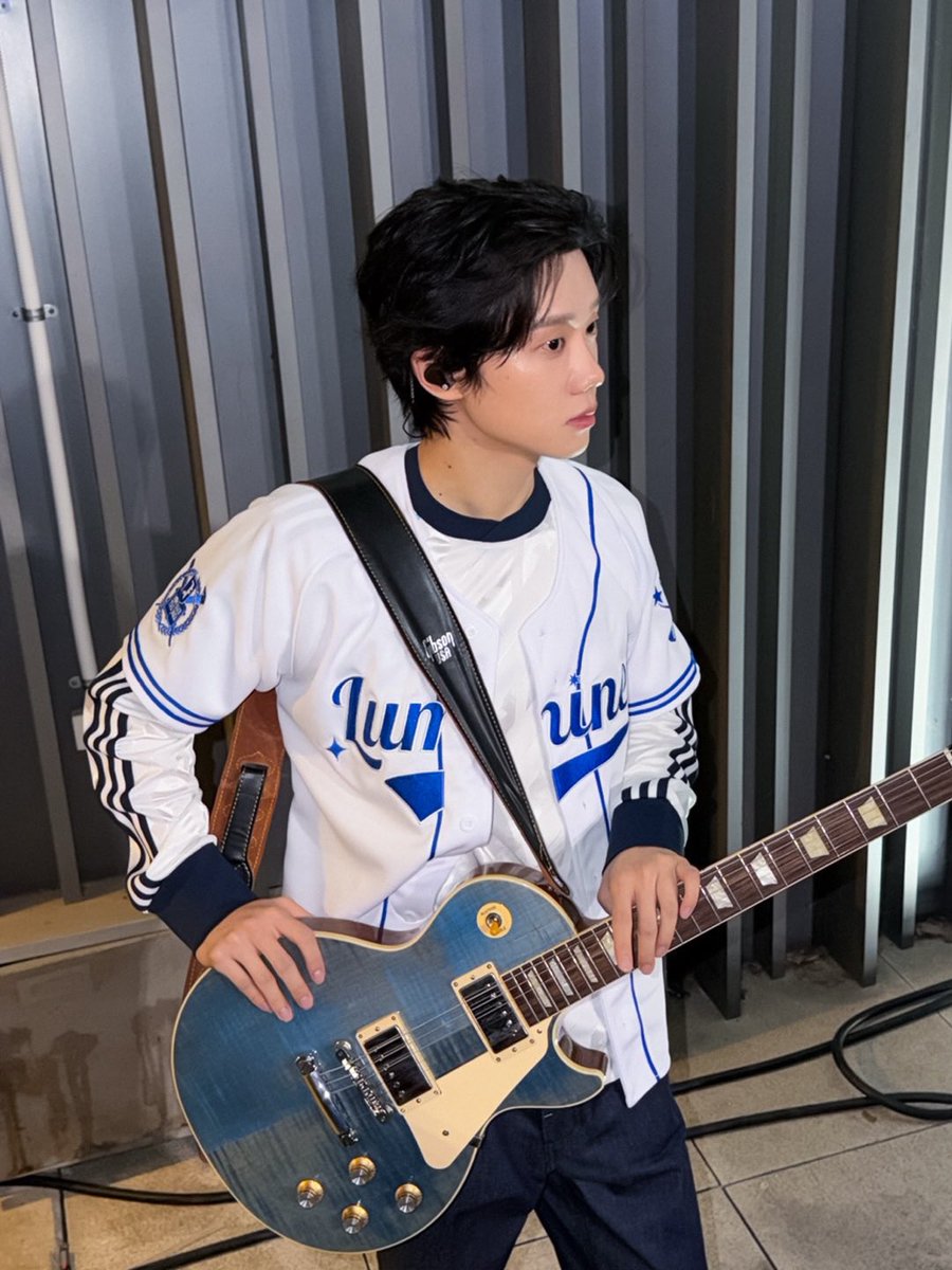 luvs2hs's tweet photo. 왕자님이다... https://t.co/7O7CzAqljb