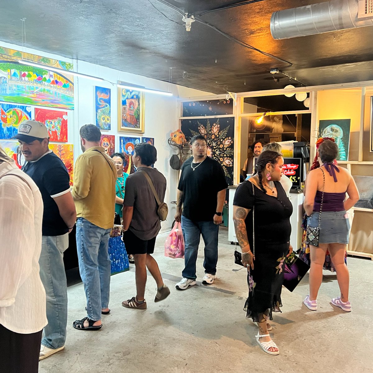 BlueStarComplex's tweet photo. Join us in The Upstairs Studios at Blue Star TONIGHT for Third Thursday! See our events at https://t.co/HNWOT5icpU https://t.co/wzPVfQiIR9