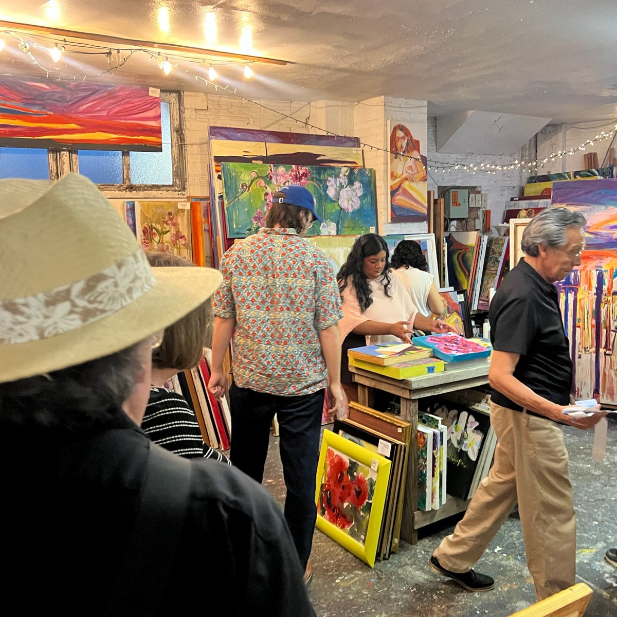 BlueStarComplex's tweet photo. Join us in The Upstairs Studios at Blue Star TONIGHT for Third Thursday! See our events at https://t.co/HNWOT5icpU https://t.co/wzPVfQiIR9