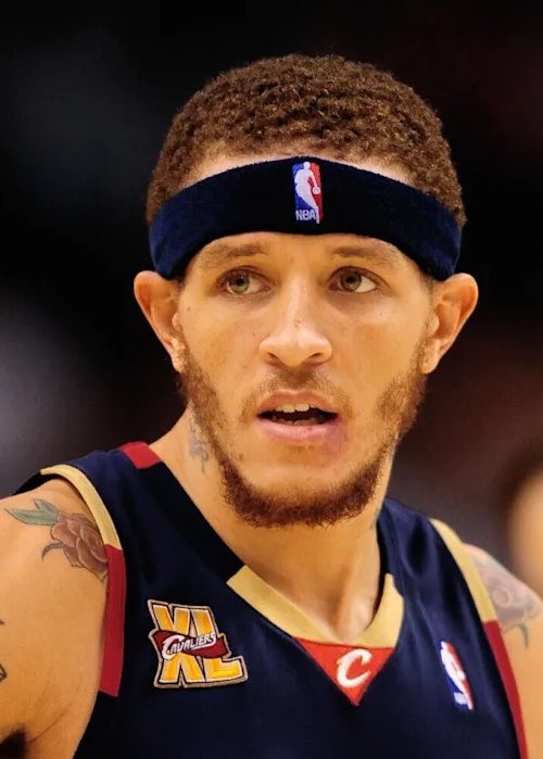 FearedBuck's tweet photo. Adin Ross reveals that he may cancel the boxing match between Delonte West and Michael Beasley on October 16. https://t.co/tuZ8o24MOh