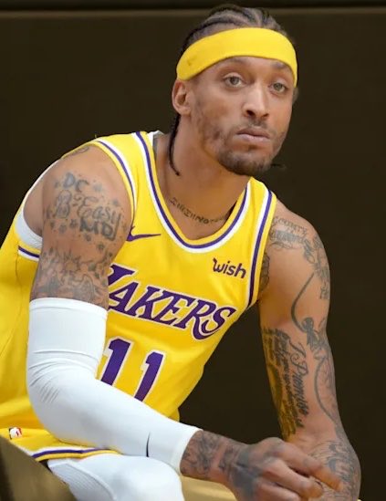 FearedBuck's tweet photo. Adin Ross reveals that he may cancel the boxing match between Delonte West and Michael Beasley on October 16. https://t.co/tuZ8o24MOh