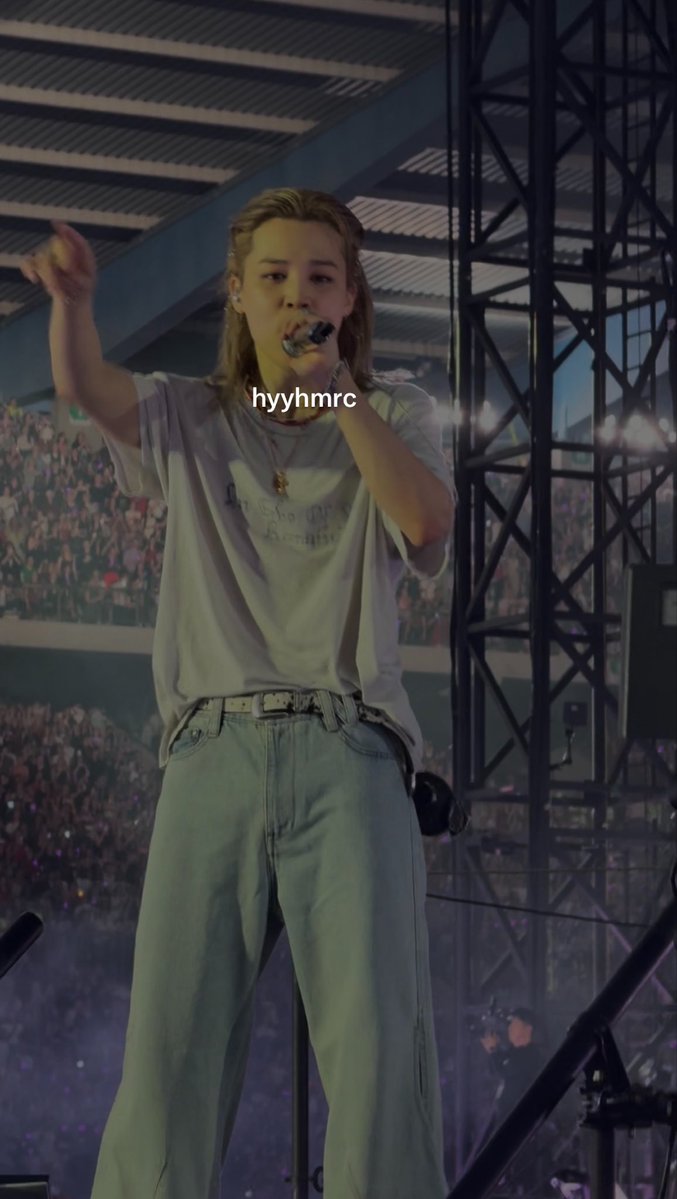 hyyhmrc's tweet photo. let me stay delulu 🤏🏻🤏🏻🤏🏻
I miss Jimin 😔
#BTS_WORLDTOUR_ARIRANG_BRUSSELS https://t.co/Uu6GCYZpSl