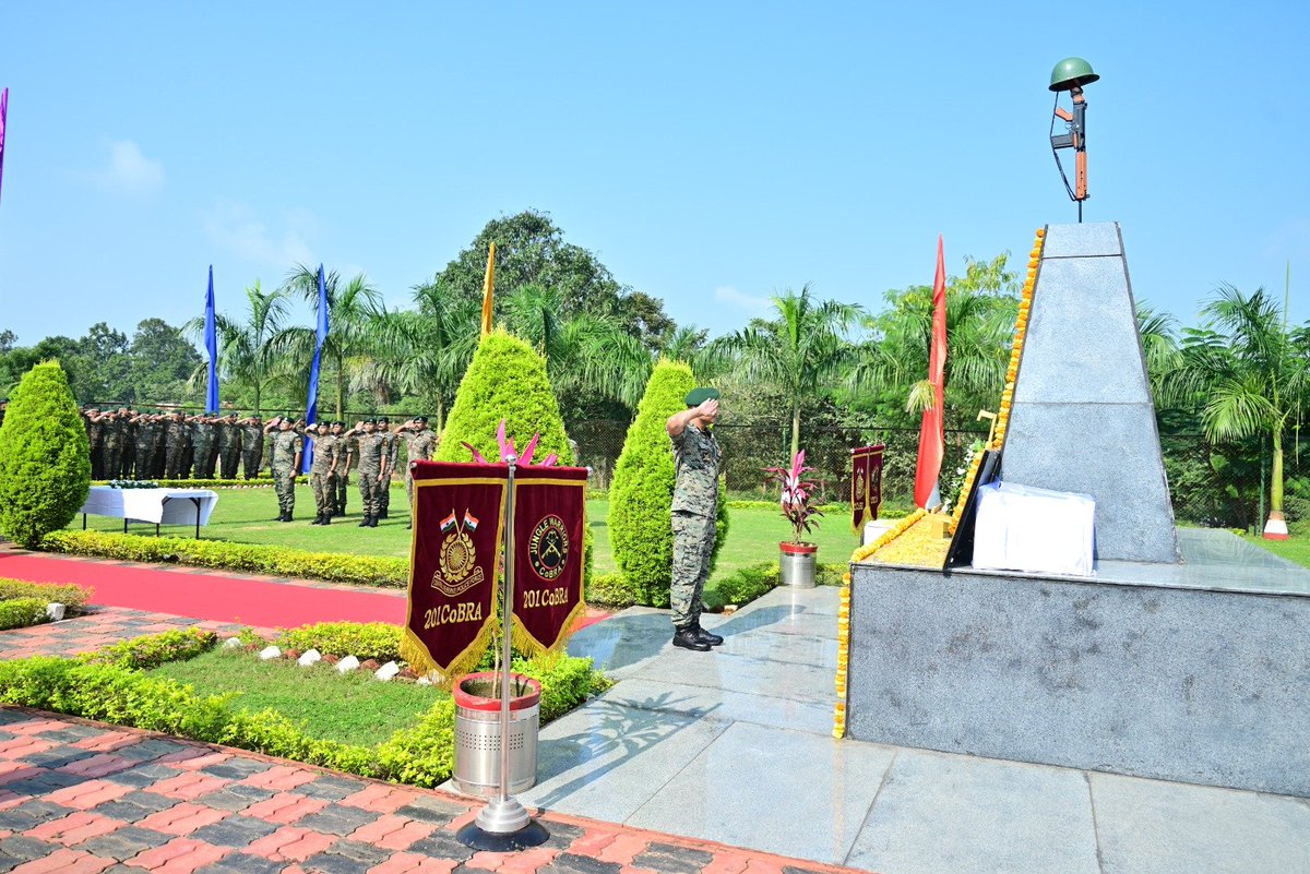 201_CoBRABN's tweet photo. 17 September 2009 — the day CoBRA’s operational legacy was forged.

At Singanmadgu, six brave warriors of 201 CoBRA made the supreme sacrifice in the line of duty.

Their names live on in every CoBRA warrior and in the march towards a Naxal Mukt Bharat. 🇮🇳 https://t.co/MHPa6r4bkR