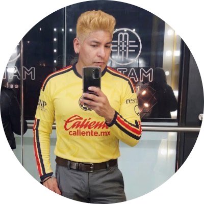 Betronico1's tweet photo. @malagon33CA Wey. Comprendo tu falta de cultura. Mira, déjame ayudarte, parte la palabra, ¿ya?. Afro - África y Mexicanos - México. Ahora, si viajas al sur del país, digamos Gro, verás comunidades y rituales herencia de culturas Africanas. Cuajinicuilapa.

También tú no mames, Güerito. https://t.co/SFHkn2WL9A