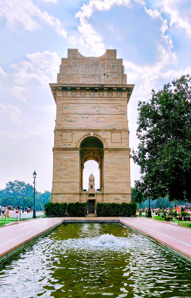 anuradhakurup's tweet photo. Throwback Thursday!
A photo from a trip
#IndiaGate
🇮🇳
#Bharat
#theme_pic_India_heritage https://t.co/tMR4R7go4O