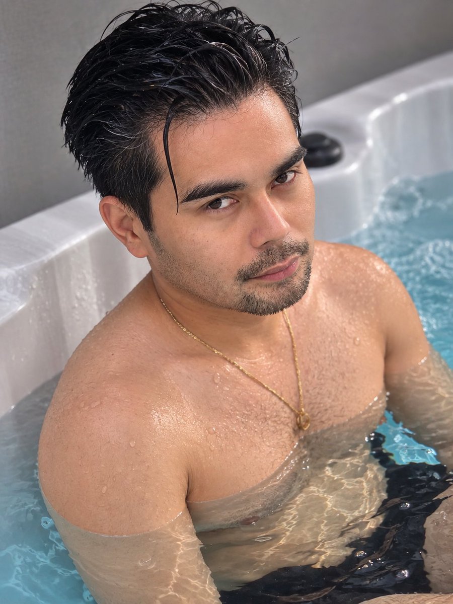 beau7944's tweet photo. 🥵🥵🥵 https://t.co/Gn3RWIO4as