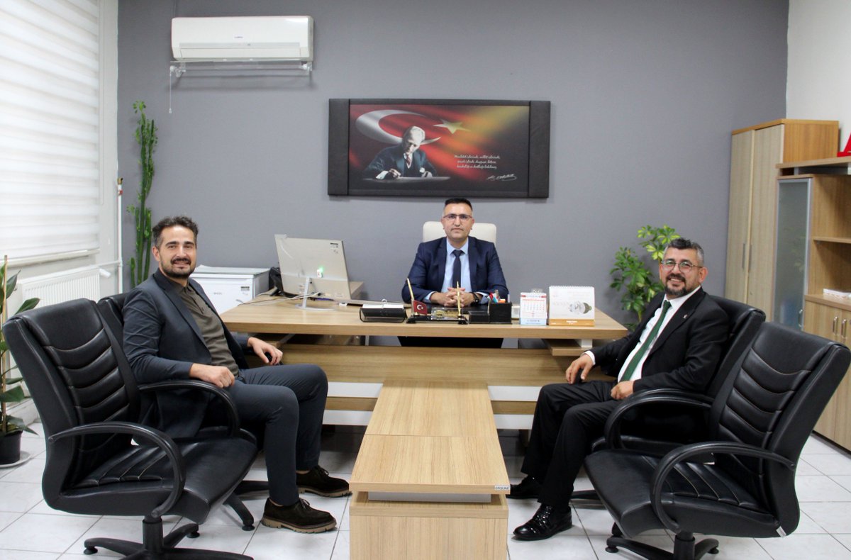 KayDevletHastan's tweet photo. AK Parti Kayseri İl Başkan Yardımcısı Melih Ademoğlu’ndan Hastanemize Ziyaret.

https://t.co/5xQK5ARcjg

@saglikbakanligi 
@Akparti 
@Kayseriism
@akpkayseri https://t.co/baK4ovbPDG