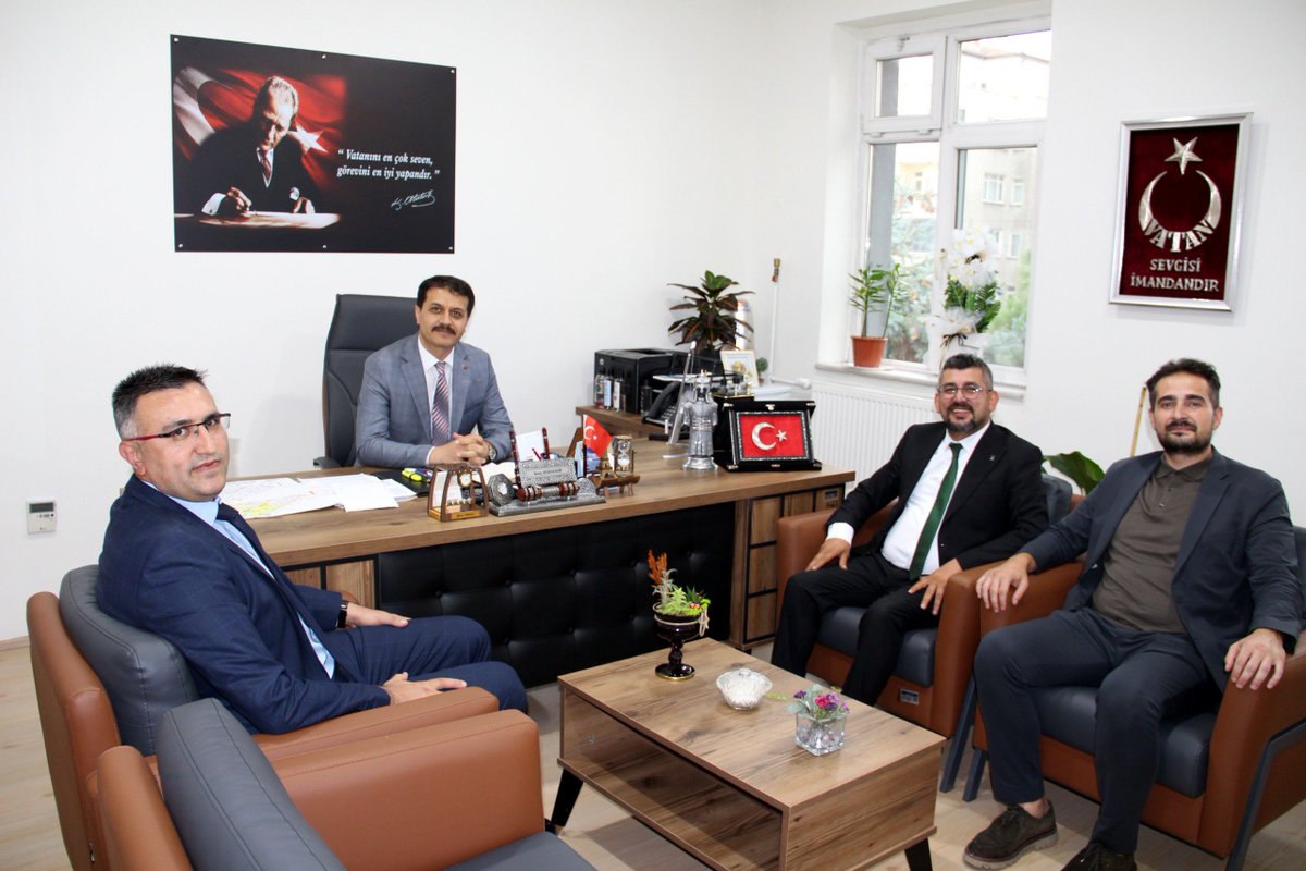 KayDevletHastan's tweet photo. AK Parti Kayseri İl Başkan Yardımcısı Melih Ademoğlu’ndan Hastanemize Ziyaret.

https://t.co/5xQK5ARcjg

@saglikbakanligi 
@Akparti 
@Kayseriism
@akpkayseri https://t.co/baK4ovbPDG