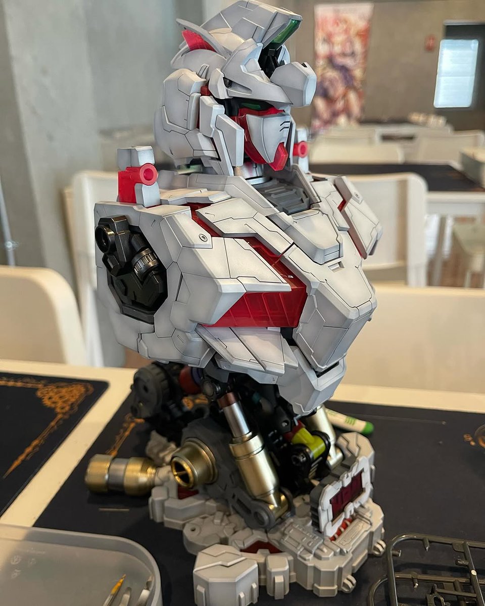 Mika_m9205's tweet photo. ⛧ RX-0 ユニコーンガンダム 🦄

#ユニコーンガンダム 
#unicorn 
#unicorngundam 
#yihui 
#ガンダム 
#otaku https://t.co/iMUKlcuRDA