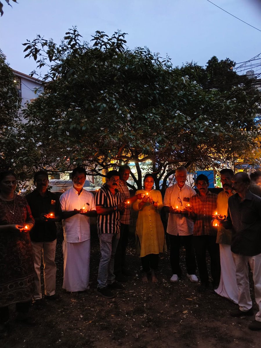 SreejaCNair2's tweet photo. Ashirwad ka Diya
#AshirwadKaDiya
#HappyBirthdayModiji
#ward62
#mavoorroad
#booth181 https://t.co/nyhrJaeRk6