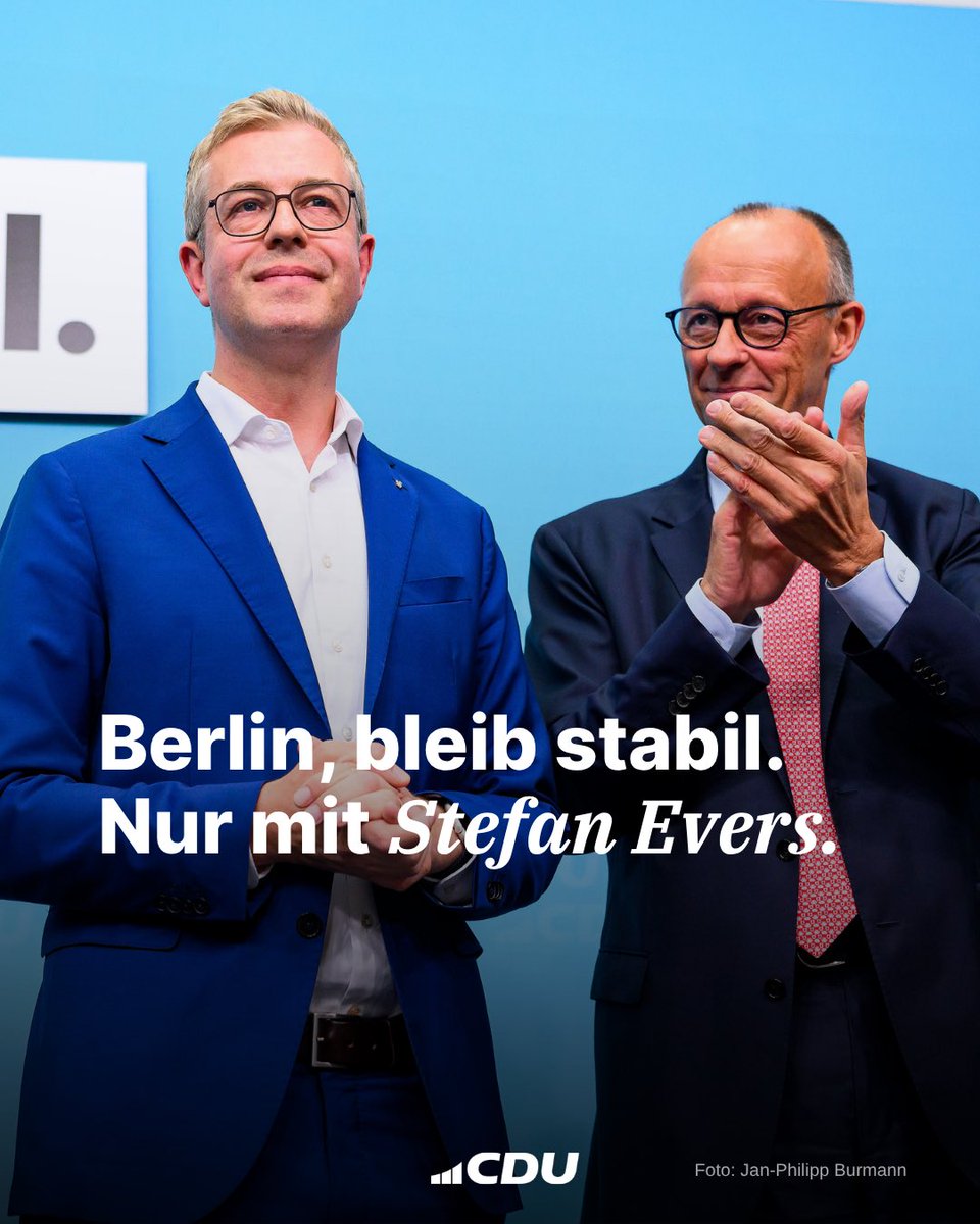 CDU's tweet photo. Liebe Berlinerinnen und Berliner, an diesem Sonntag entscheidet ihr über die Zukunft unserer Hauptstadt.
 
Geht es beim Wohnungsbau endlich mit Tempo und Verstand voran oder verliert sich Berlin weiter in milliardenschweren Enteignungsfantasien? Stärken wir Polizei und Feuerwehr oder schwächen wir ausgerechnet diejenigen, die jeden Tag für unsere Sicherheit einstehen? Bleibt Berlin eine freie und weltoffene Stadt für alle oder überlassen wir seine Straßen und Bühnen denen, die „Yalla, yalla, Intifada“ rufen?
 
Berlin braucht einen Regierenden Bürgermeister, der für mehr bezahlbaren Wohnraum für dich, für mehr Sicherheit für dich und für eine bessere Bildung für unsere Kinder sorgt. Berlin braucht einen Regierenden Bürgermeister mit Haltung gegen Hass und Hetze. Berlin braucht Stefan Evers.
 
Berlin, bleib stabil. Am Sonntag: alle Stimmen für die CDU und @StefanEvers_Bln!