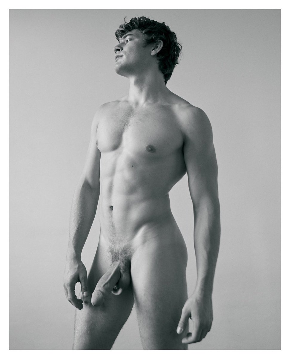 OliverMxxx tweet picture