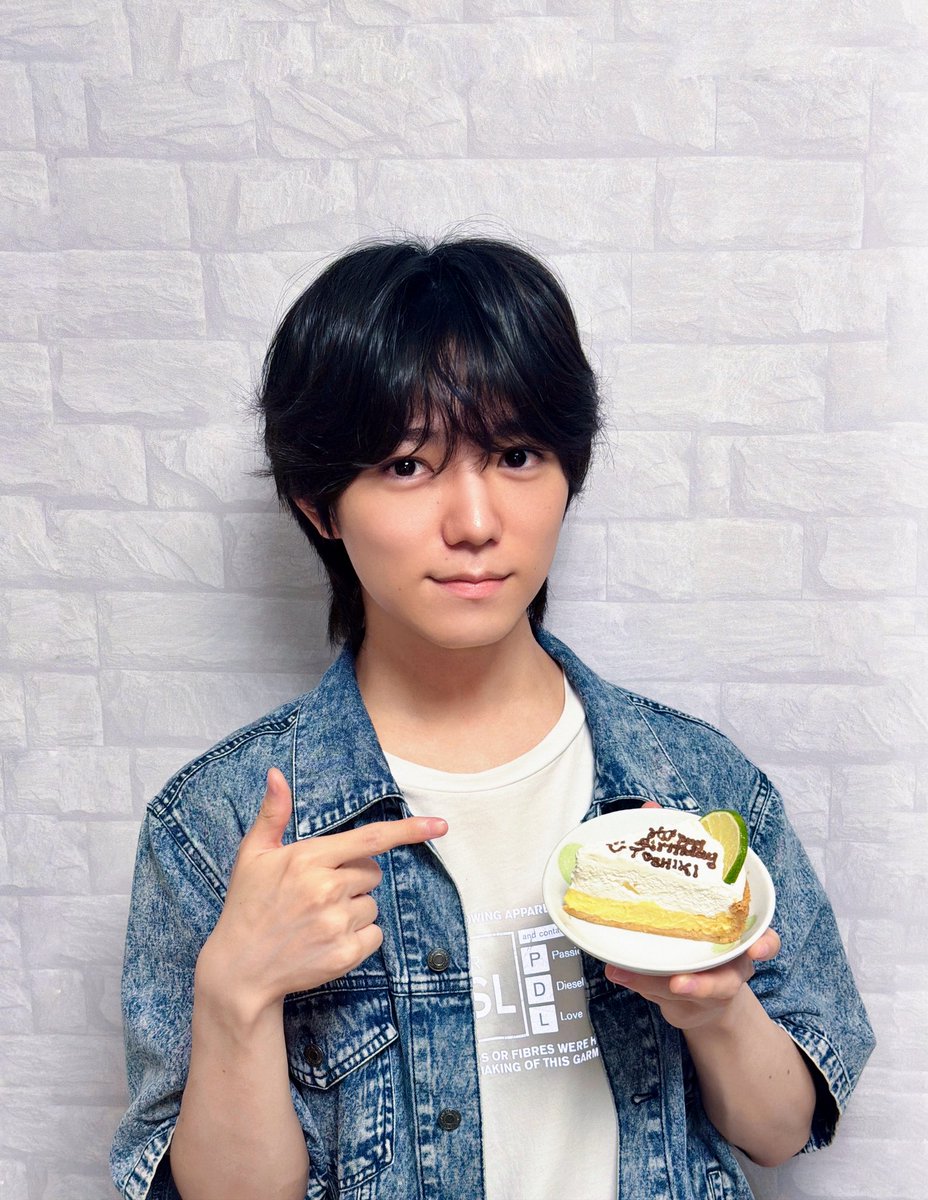 toshi__joy's tweet photo. 本日、19歳になりました！

今年もたくさん嬉しいお知らせができるよう頑張ります！
引き続き応援よろしくお願いします🙇‍♂️ https://t.co/nayx41Shfu