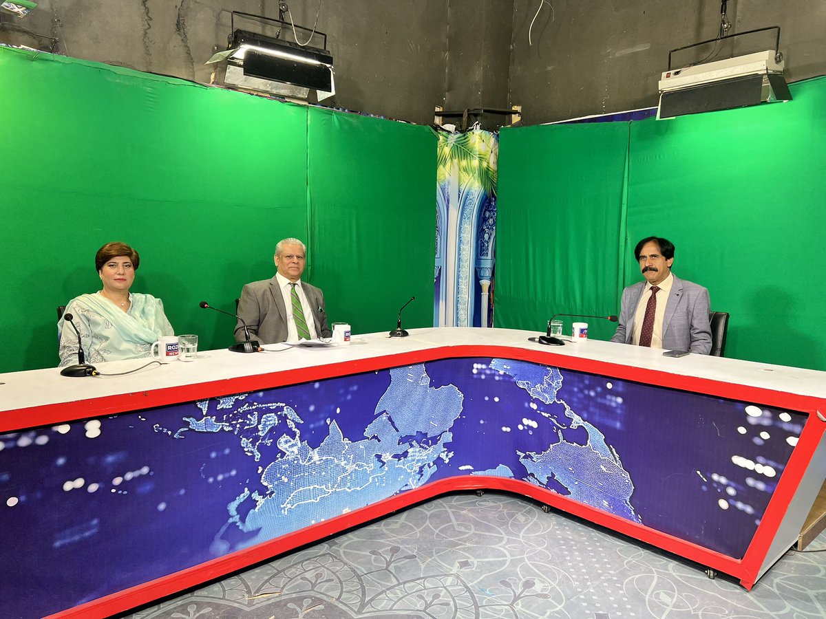 TehseenAfshan's tweet photo. Honoured to join Roz News with former Ambassador Hamid Asghar Khan to discuss devolution, governance & human development. Empowered local governments, strong institutions and social stability are the foundation of a stronger Pakistan. #Devolution #Pakistan #HumanDevelopment https://t.co/D79cTixDCW