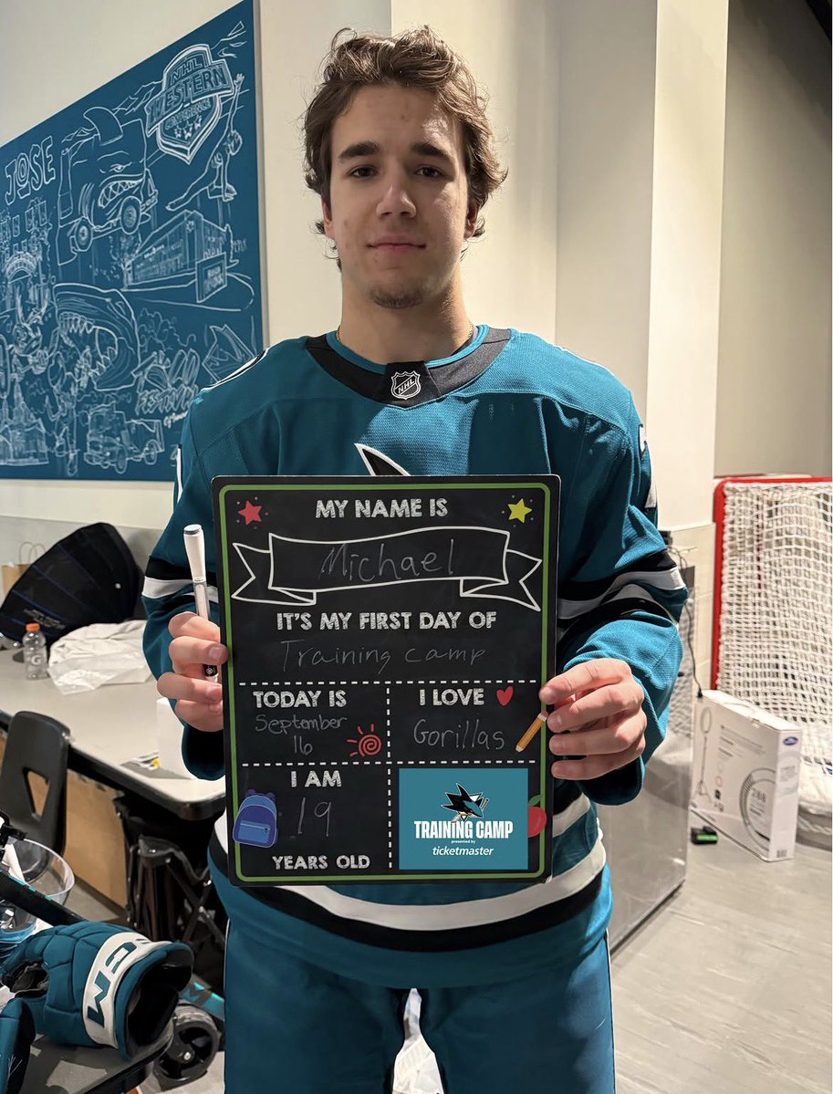 sharkssource's tweet photo. First day of Training Camp 🦈🩵 https://t.co/L7j22JQ74q
