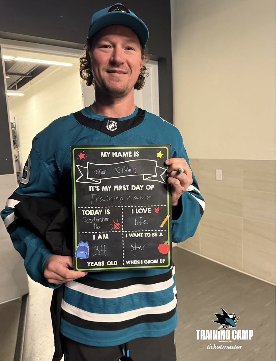 sharkssource's tweet photo. First day of Training Camp 🦈🩵 https://t.co/L7j22JQ74q