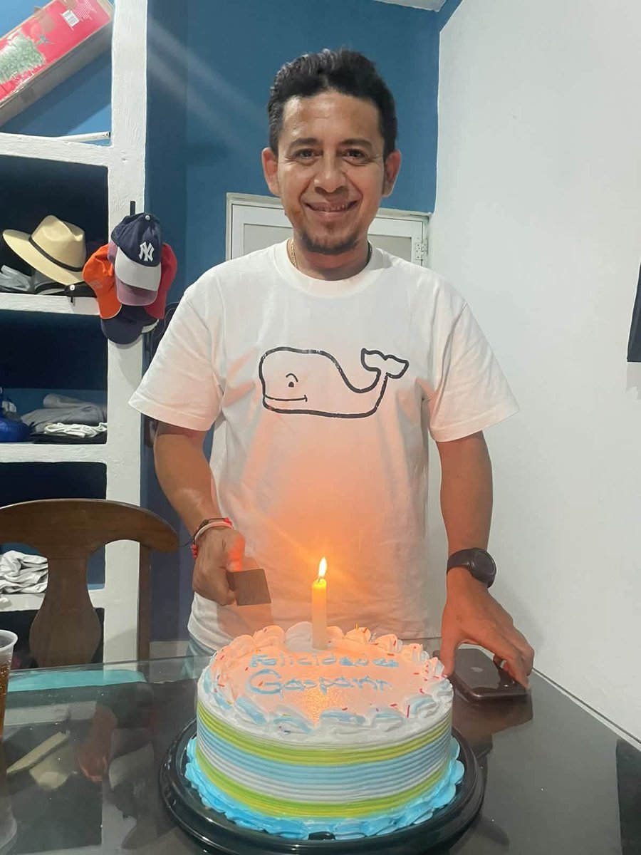 Gaspar_Solis's tweet photo. De Corazón Gracias a Todos y Cada Uno ya sea Amigos o Familiares qué se Tomaron el Tiempo para Felicitarme el dia 15 de Septiembre, Gracias agradezco Mucho el Detalle y quedo a sus Órdenes, Me Agrado Bastante Ver su Atención y d Igual manera en su Momento será un Gusto, Gracias🤝 https://t.co/w1mKlRGTEB
