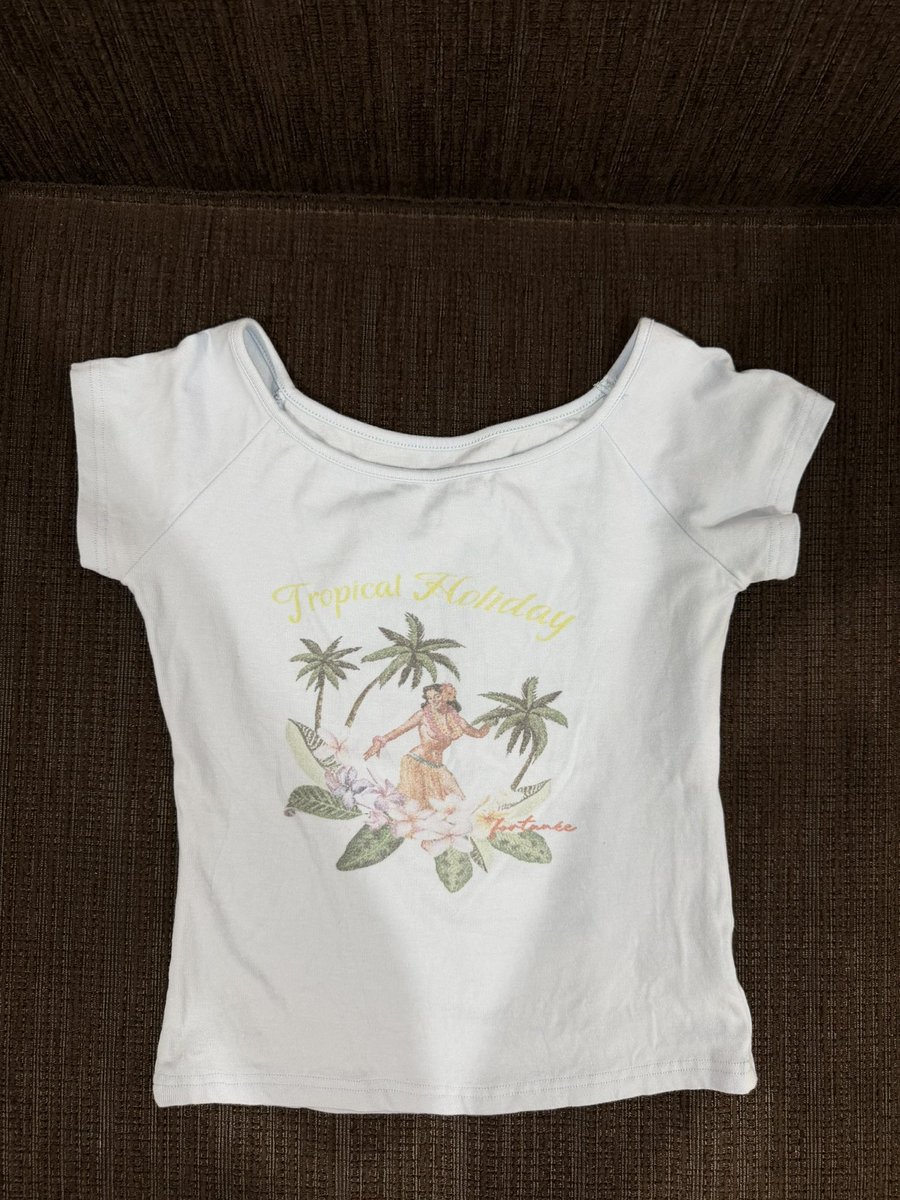 byjayee3's tweet photo. ปาดไหล่ fortunee.official 👚 สีฟ้าอ่น
อก 29 ยืดได้เยอะมาก ยาว 15
สภาพดีมาก 100%

180 รวมส่ง📦

📩 สนใจ dm เลยค่า
#ส่งต่อเสื้อผ้า #เสื้อผ้า��ือสอง #ส่งต่อเสื้อผ้ามือสอง #กางเกงมือสอง #กางเกงยีนส์ #กระโปรง #โล๊ะตู้มือสอง #เสื้อผ้ามือสองสภาพดี https://t.co/eSnrdLQEN5