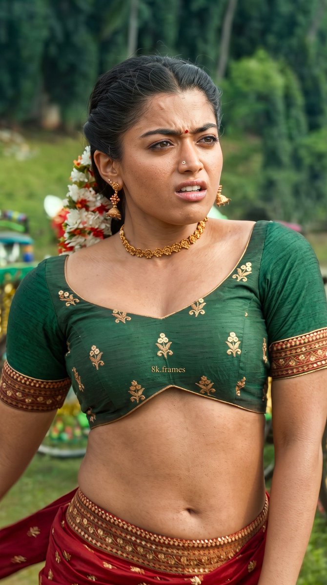 Ashokamax1989's tweet photo. The way of she showing her property 

#RashmikaMandanna https://t.co/07lwOqXsWx