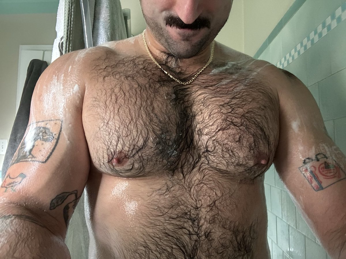 trader_tony_'s tweet photo. Clean body, dirty mind (per usual) https://t.co/v3GZ1twZaU