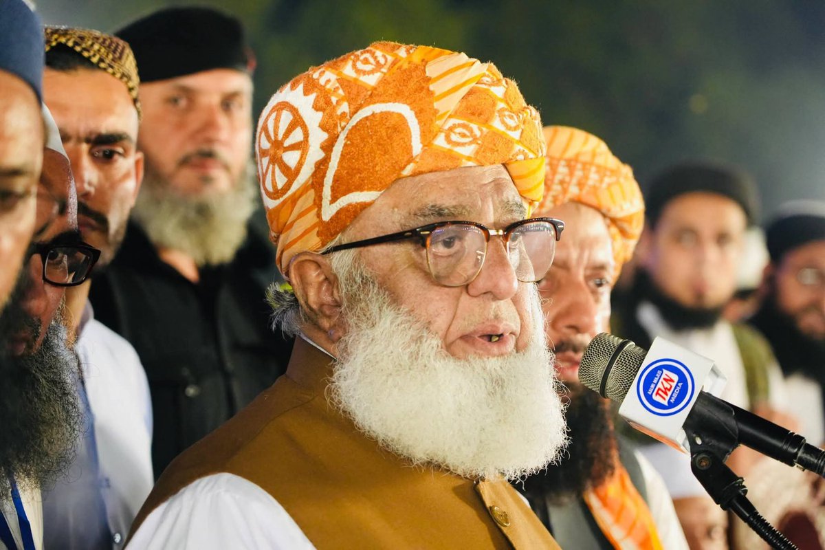 JUIDMCPattoki's tweet photo. آج کے ہیش ٹیگ 

#ختم_نبوت_کانفرنس_کراچی
#JUIStandswithKSA
#StopChildAbuse
#خدمات_جمعیت_بونیر
#ڈیجیٹل_میڈیا_کنونشن_مردان https://t.co/GSGeoBlZy5