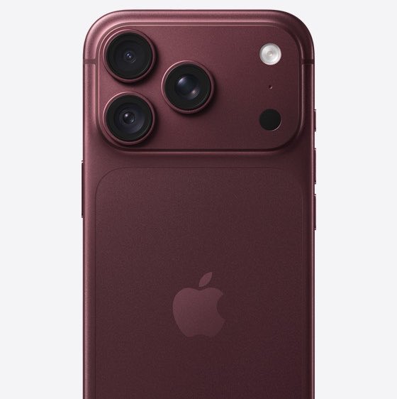 choquei's tweet photo. 🚨PESQUISA: Qual das novas cores de iPhone vocês mais gostaram? Bordô ou Azul Glacial? https://t.co/f5h9haTyDb