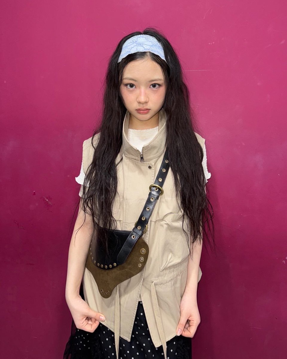 nocontextang's tweet photo. 아니 송아지 주워서 키웟더니 여신됨 어떡함 https://t.co/YnybKaKtD1