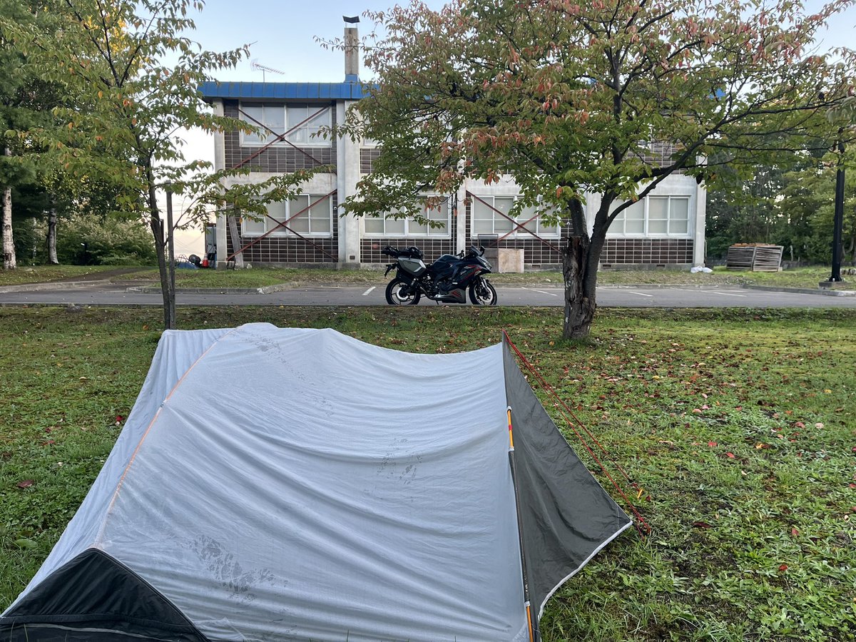 uraurabe2's tweet photo. 九月初頭に上士幌と旭川は極寒の寒さだった⛄️宗谷と霧多布は適温で想定外　あの区間の夜電熱グローブが必要とするとは思わなかった　#北海道ツーリング https://t.co/0OEkdRgJpG