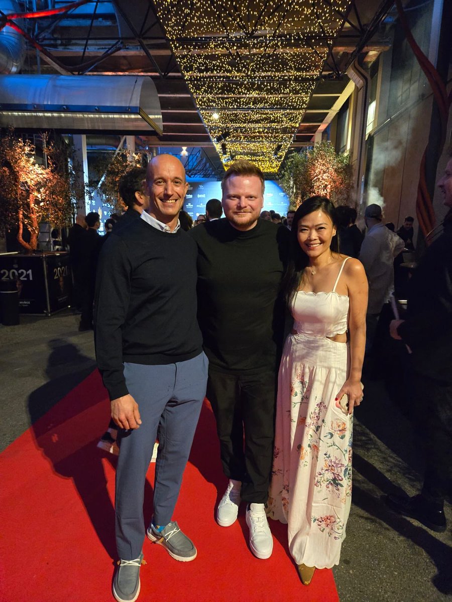 KitVentre's tweet photo. What an incredible event. We celebrated global culinary friends, creativity, innovation, knowledge and mentorship—coming together in friendship, kindness and love. Special congratulations to our Dubai chefs. You made us proud. Chef Himanshu Saini https://t.co/rj9M7Rdrj3