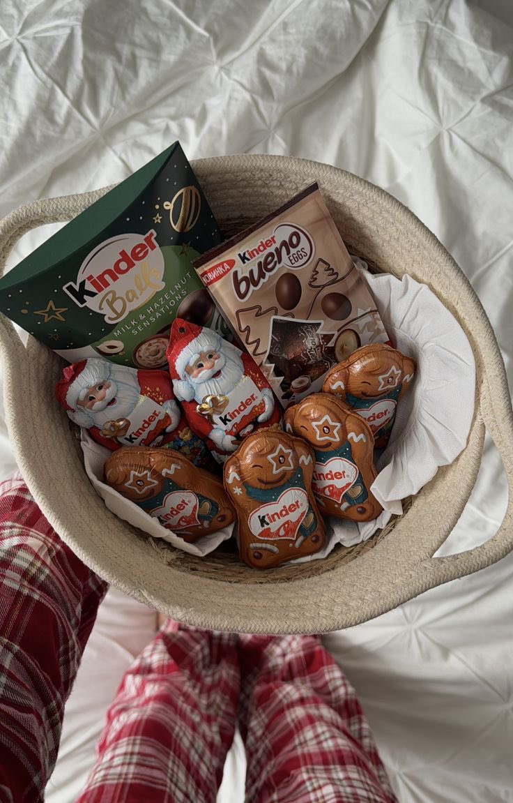 OffersGuide1's tweet photo. ☃️🍫❤️ https://t.co/otNXu2SLc0