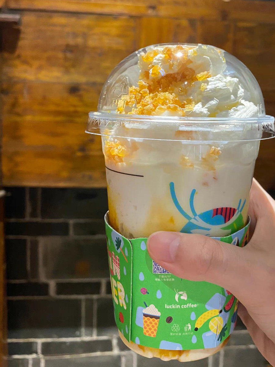 ambeb719458's tweet photo. Today’s win: nailed the client check-in 10 mins early u0026 snagged my go-to iced latte on the way back. Small wins = big mood for the rest of the week!， https://t.co/xjt1DCb7Dl