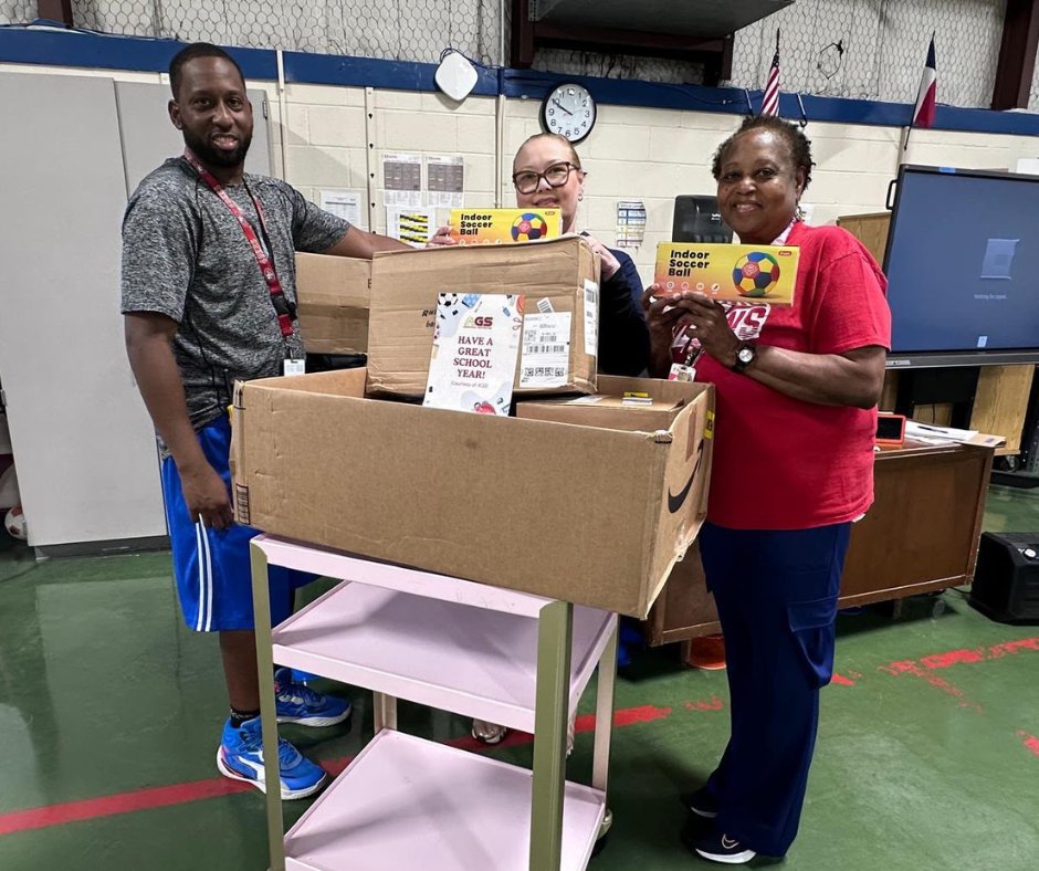 SolutionsAlly's tweet photo. #AGS is proud to support Stephens Elementary School by donating school supplies to help the staff and students start the year prepared, confident, and ready to learn. 📚✏️

We wish every student, teacher, and staff member an amazing school year ahead! 🍎📓

#BackToSchool #AGS https://t.co/8J9aiKseZ9