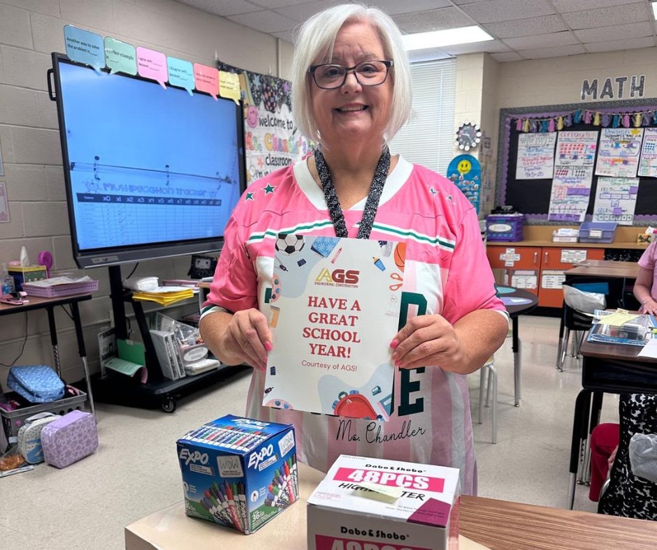 SolutionsAlly's tweet photo. #AGS is proud to support Stephens Elementary School by donating school supplies to help the staff and students start the year prepared, confident, and ready to learn. 📚✏️

We wish every student, teacher, and staff member an amazing school year ahead! 🍎📓

#BackToSchool #AGS https://t.co/8J9aiKseZ9