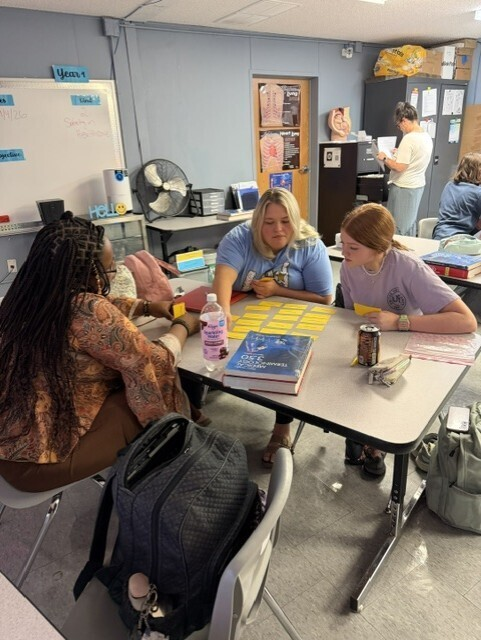 DCS_CTCEast's tweet photo. πΌ CTC East students are getting career-ready! Year 1 practiced applications, interviews & employability skills, while Year 2 revised resumes, completed online applications & created elevator pitches. Ready for the College & Career Fair & workplace experiences! ππ #CTCEast https://t.co/vcdSqCHJjF