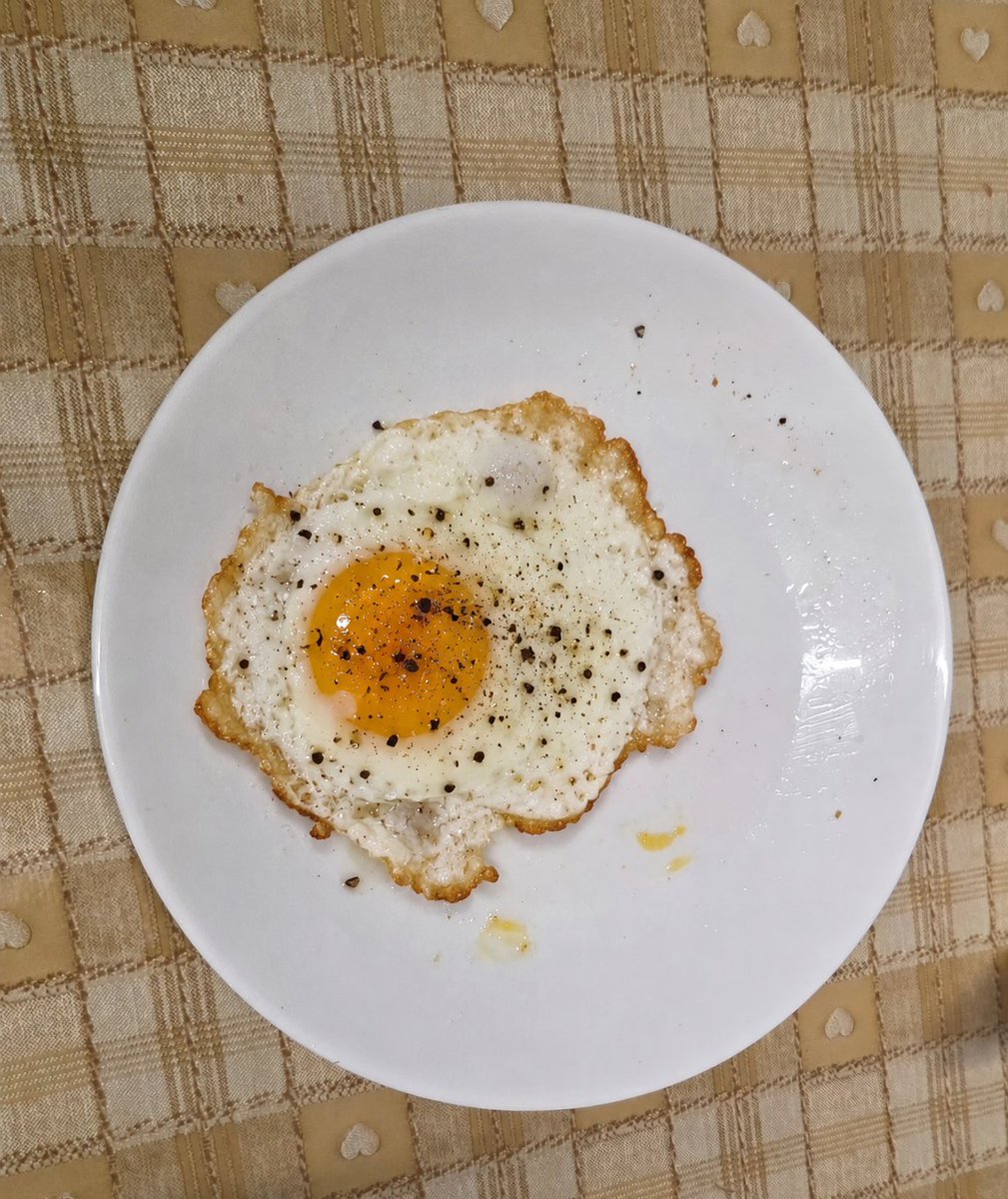 Tahira_Butt20's tweet photo. The mystery of my plate is revealed 😄 Remember the empty plate I asked you to guess about? Here's what I actually ate!
#T445 https://t.co/DreGvJdOkF