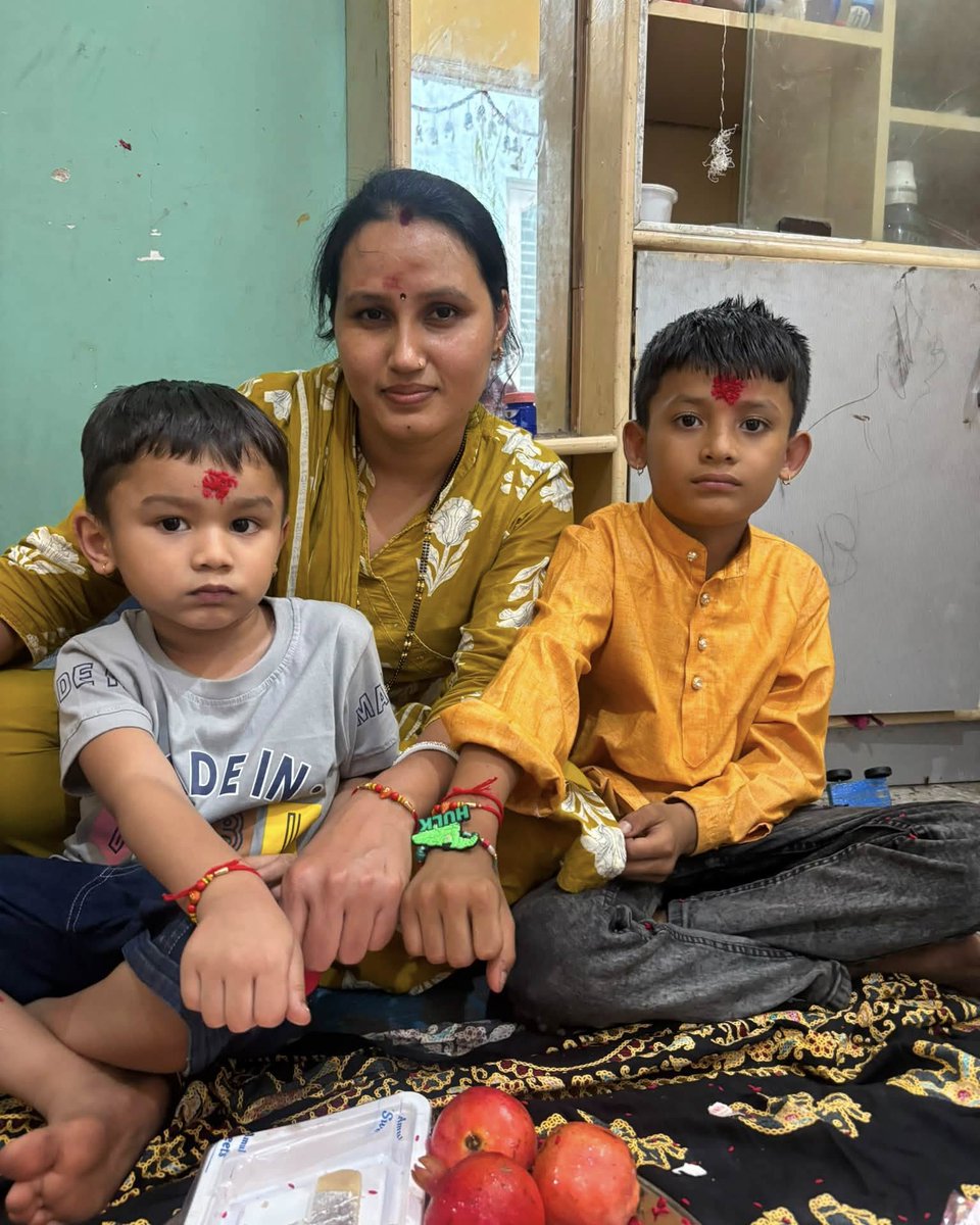 GoldaBranter's tweet photo. Happy Raksha Bandhan. https://t.co/zfiDTlRajy