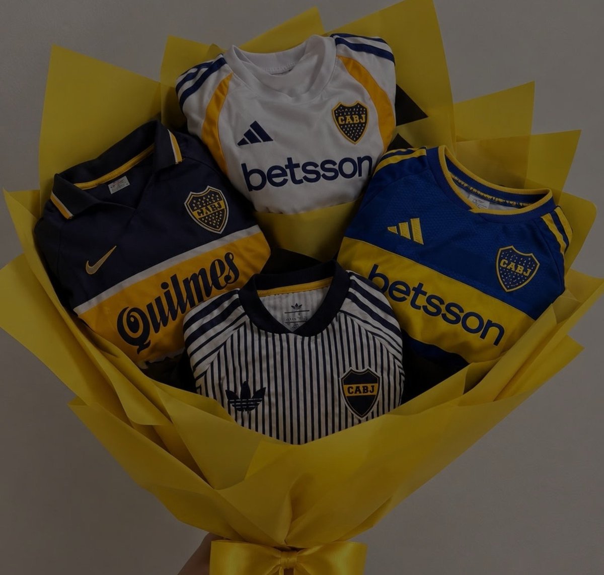 De_otro_mund's tweet photo. 😍💙💛💙✍🏻 https://t.co/UStB2xjGie