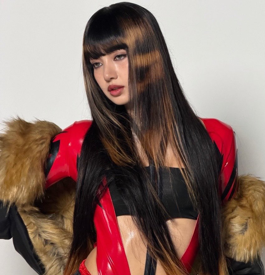 pinksview's tweet photo. LISA is confirmed to perform at the 2026 VMAs. 

this marks her second appearance on the stage as a solo artist, and remains the first and only K-pop solo act to perform at this event since 2024. https://t.co/c3mgNCBRkF