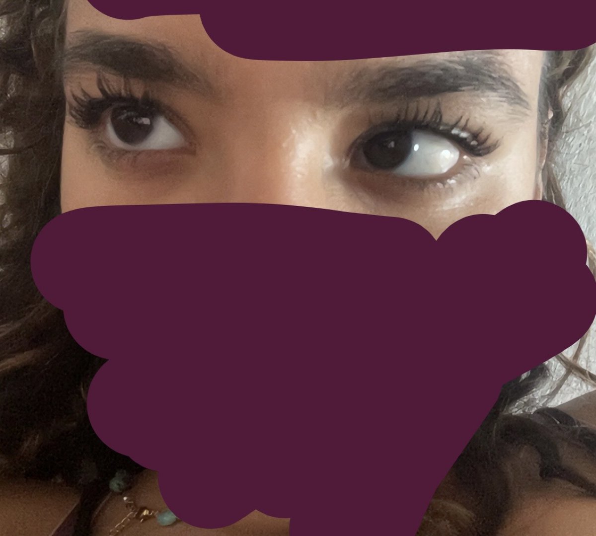 PTQS1394's tweet photo. mes cils touchent enfin mes sourcils #fiertedesnotres #proud #trusttheprocess #cpasfini https://t.co/03HyZUeAJB