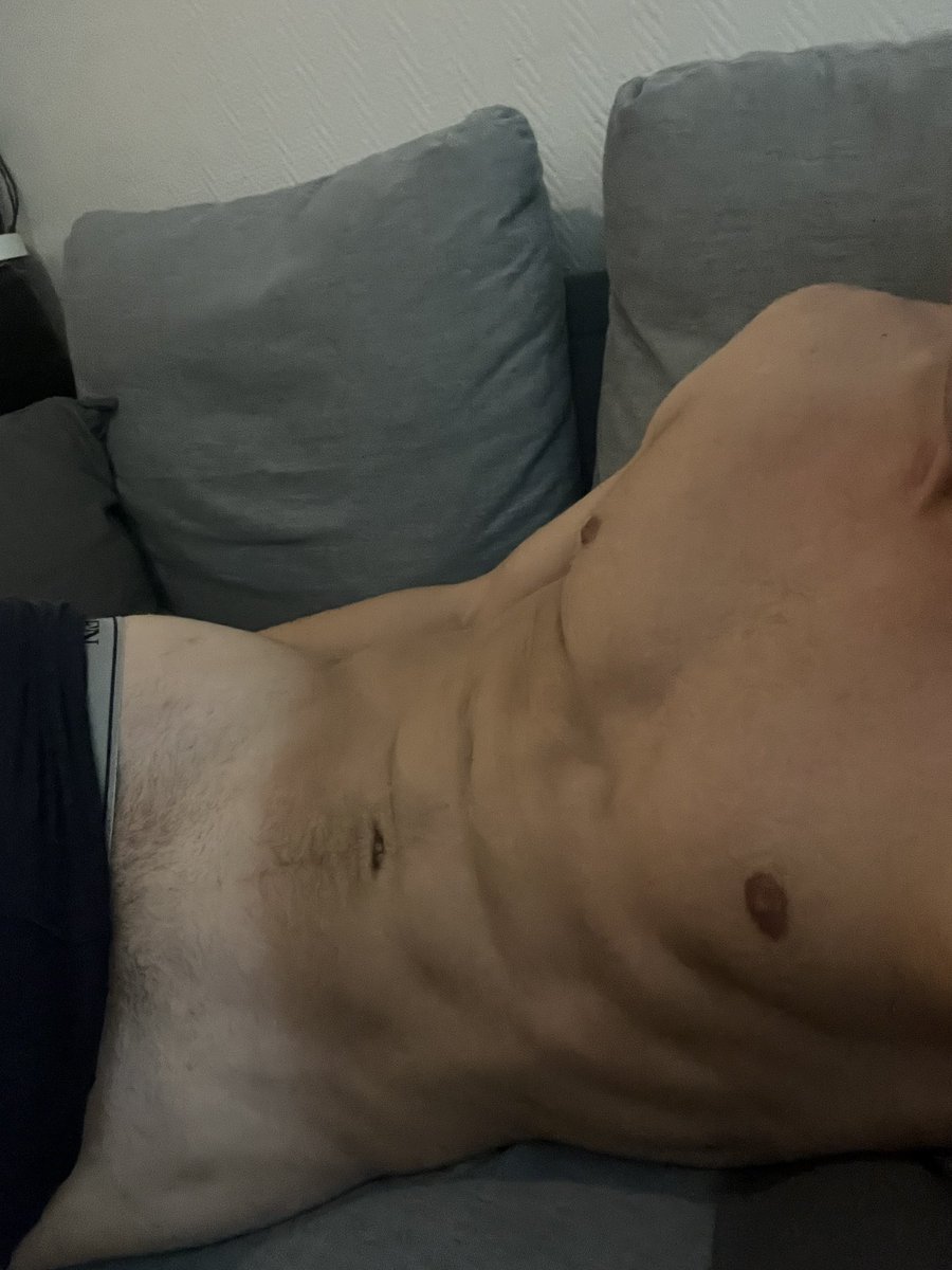 Matthieulcr's tweet photo. Qui sur Paris pour la bouffer ? 😌 rt et viens dm si t chaud 😝 https://t.co/n1apwx7J7t